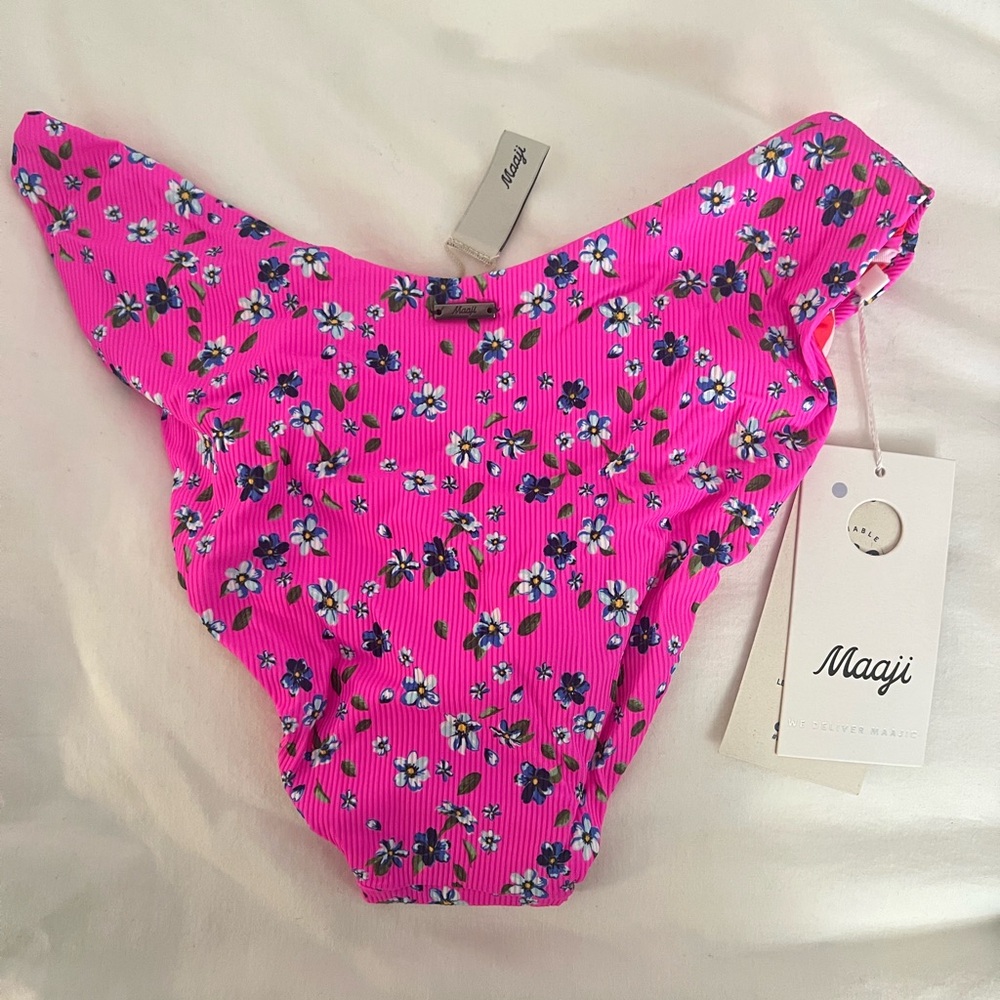 Maaji 🌸 floral high rise cheeky bikini bottom